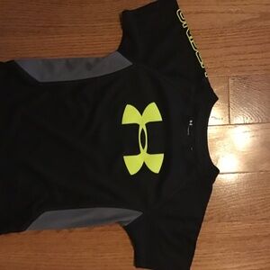 Under Armour 2T
